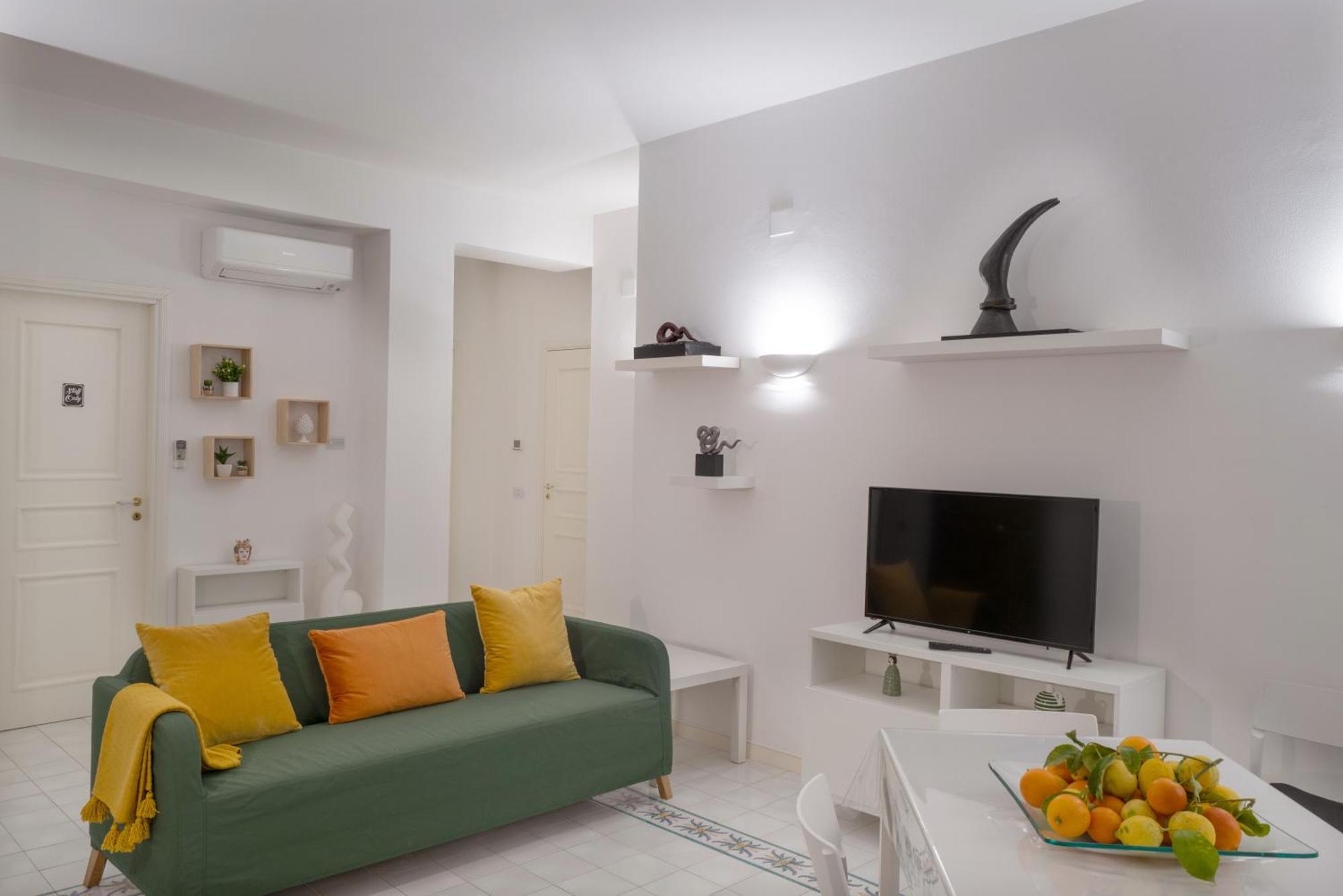 Sara Guest House Таормина Экстерьер фото
